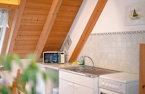 Schoenwald Apartment | Apartment '2' with Shared Terrace, Shared Garden and Wi-Fi
