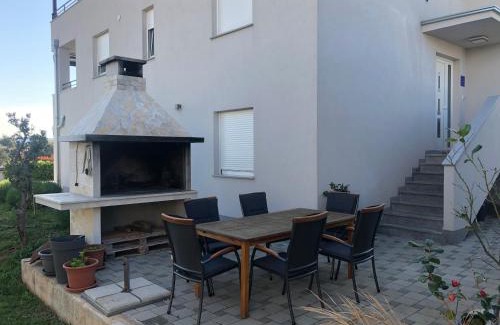 Turanj Apartment | Apartment 2 with the swimming pool