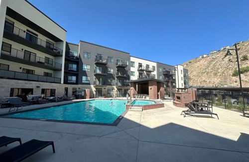 North Salt Lake Apartment | Apartment 2107 · Luxury style 1 bed 1 bath apartment