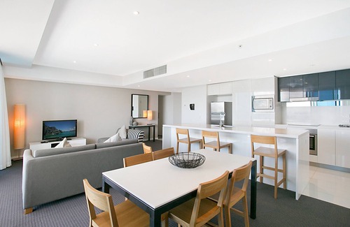 Surfers Paradise Apartment | Apartment 22405 offers you nothing less than 5 star luxury.