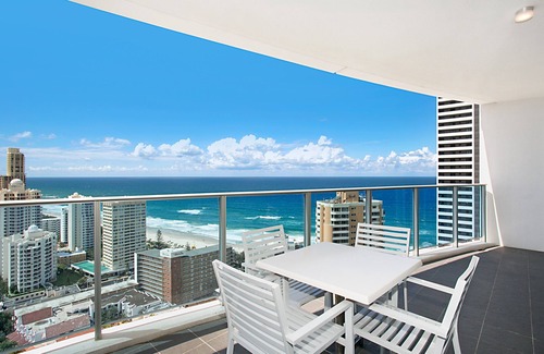 Surfers Paradise Apartment | Apartment 22405 offers you nothing less than 5 star luxury.