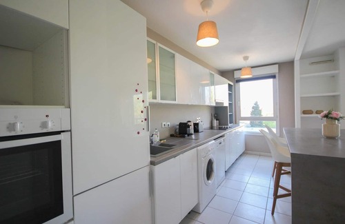 Old Lille Apartment | Apartment 2ch elevator, terrace, private parking.