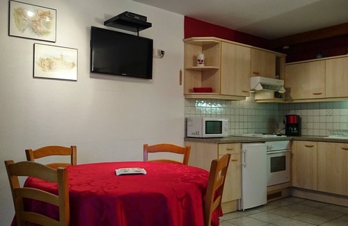 Bergheim Apartment | Apartment 3: Apartment in private property with courtyard in Bergheim