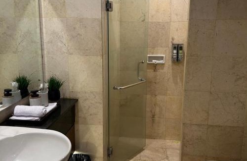 Braga Apartment | Apartment 3 BR Luxurious Braga Citywalk