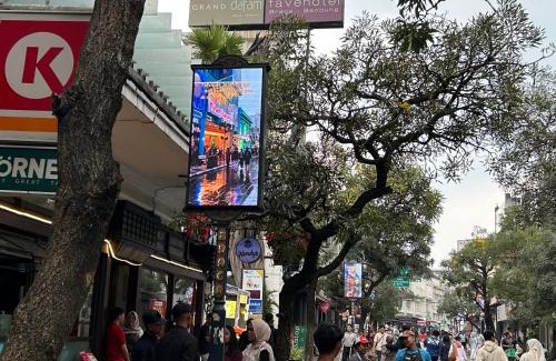 Braga Apartment | Apartment 3 BR Luxurious Braga Citywalk