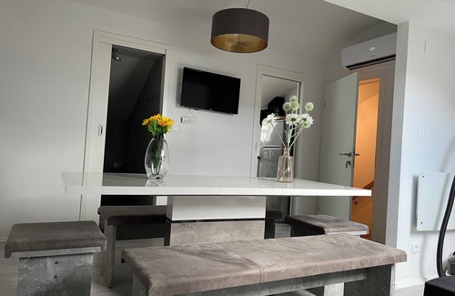 Cizici House | Apartment 3 - Exclusive apartment on the 2nd floor with pool