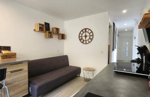 Amneville Apartment | Apartment ∙ 3 guests