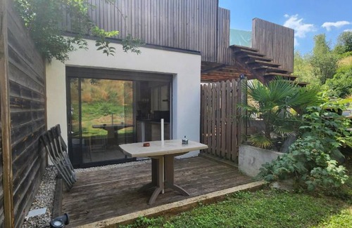 Amneville Apartment | Apartment ∙ 3 guests