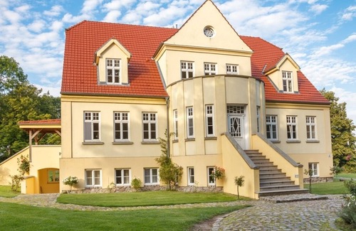 Grubnow Apartment | Apartment 3 on the water on Rügen Gut Grubnow for 4 people