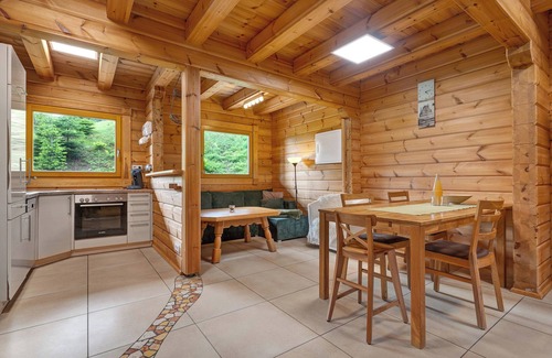 Gengenbach Apartment | Apartment '3 - Panoramablick' with Shared Terrace, Shared Garden and Wi-Fi