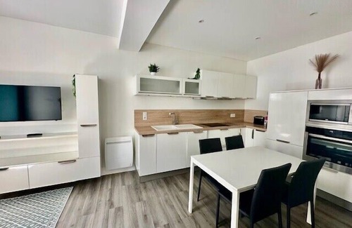La Rochelle City Centre Apartment | Apartment 3p with Wifi at the foot of the Old Port