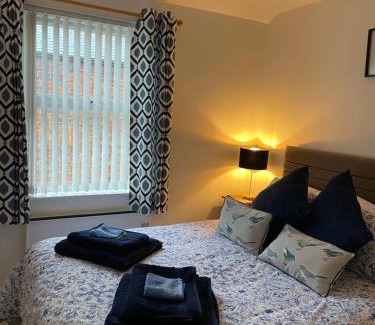 Muston Apartment | Apartment 4, 11 The Beach