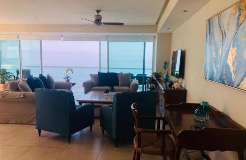 North Hotel Zone Apartment | Apartment ∙ 4 bedrooms ∙ 8 guests