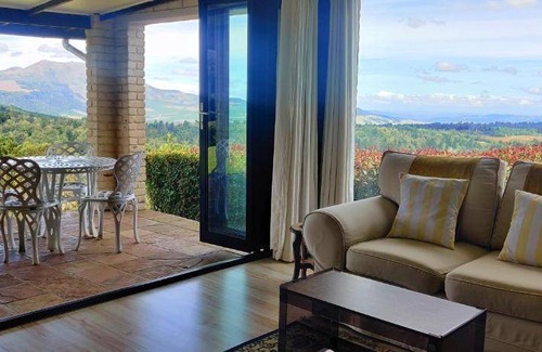 Hogsback Apartment | Apartment ∙ 4 bedrooms ∙ 8 guests