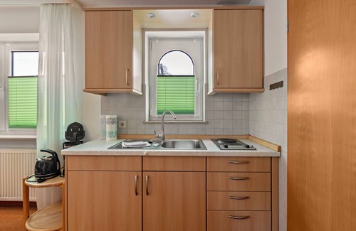 Bad Bellingen Apartment | Apartment '4 - Behindertengerecht' with Shared Terrace and Wi-Fi