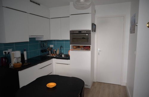 Granville Apartment | Apartment 4p, in the heart of Granville, between ports, beach, center and high city