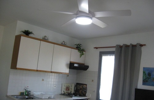 Les Bormettes Apartment | Apartment 5 minutes from the beach by car, 20 minutes on foot