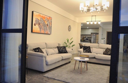 Embakasi Apartment | Apartment 5 minutes from JKIA/SGR with Amazing Nairobi National Park View