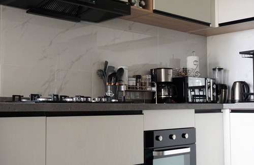 Embakasi Apartment | Apartment 5 minutes from JKIA/SGR with Amazing Nairobi National Park View