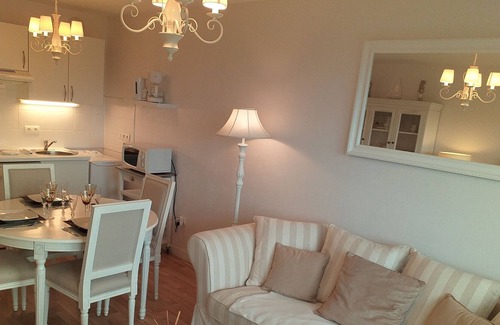Criel-sur-Mer Apartment | Apartment, 5 people, Sea view, 200 meters from the beach, wifi, Criel-sur-Mer