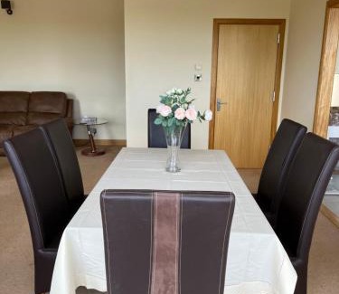Thurso Apartment | Apartment 500 - Metro style apartment on NC500