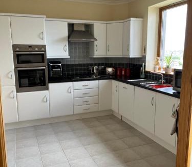 Thurso Apartment | Apartment 500 - Metro style apartment on NC500