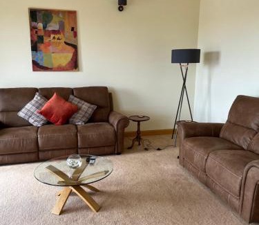 Thurso Apartment | Apartment 500 - Metro style apartment on NC500