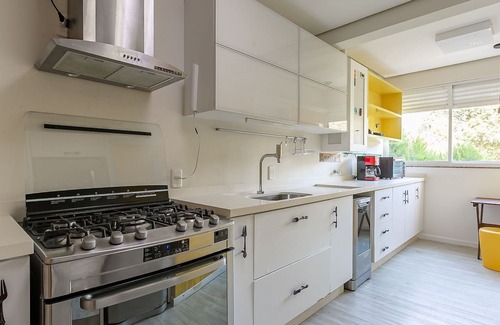 Jurere Apartment | Apartment 500m from P12 in Jurerê #JA25