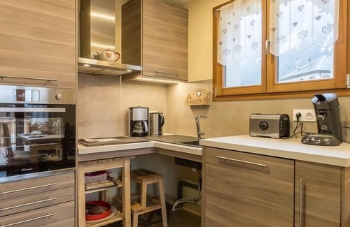 Sollieres-Sardieres Cottage | Apartment 6 persons "la Parrachée" 4 stars