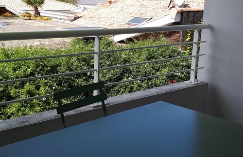 Andernos-les-Bains Apartment | apartment 600 m from the basin with terrace, quiet town center