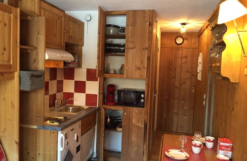 Val-Thorens Apartment | Apartment 6th floor, overlooking the slopes Plein Sud, comfortable 4 pers