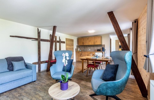 St. Blasien Apartment | Apartment '7' with Mountain View, Balcony and Wi-Fi