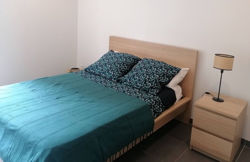 Aix-en-Provence Apartment | Apartment 70 m2 pool, 2 bedrooms, Aix en Provence, air conditioning.