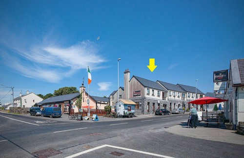 Letterfrack Cottage | Apartment 705 Letterfrack - sleeps 4 guests in 3 bedrooms