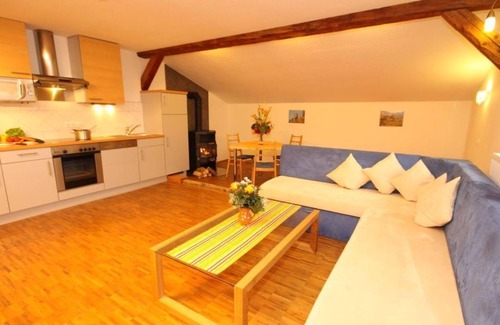 Bad Hindelang Apartment | Apartment 8 - 4 people -100 sqm - 2 bedrooms - holiday apartments Hennenmühle