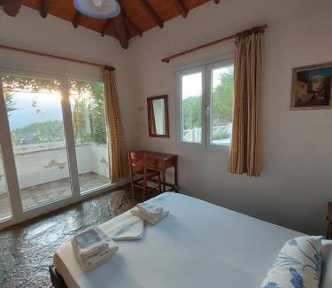 Koumeika House | Apartment 800m from Koumeika, Samos