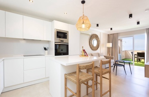 Los Gigantes Apartment | APARTMENT A few meters from a black sand beach.