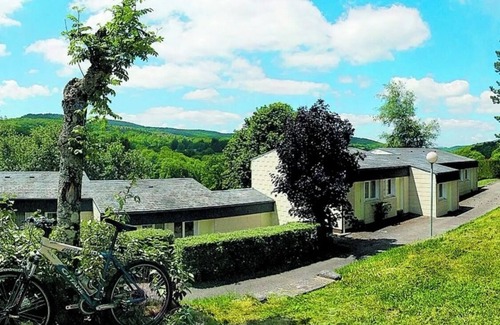 La Salvetat-sur-Agout Apartment | Apartment "A" for 7 people 200 m from Lac de la Raviège