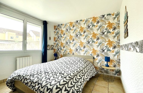 Merlimont-Plage Apartment | Apartment 'À La Plage' with Private Terrace, Private Garden and Wi-Fi