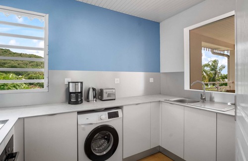 Le Carbet Apartment | Apartment Alizés - Sea view & Direct beach access
