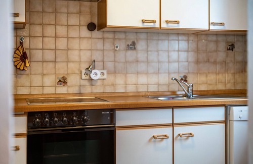 Todtnauberg Apartment | Apartment 'Abendsonne' with Mountain View, Shared Terrace and Wi-Fi