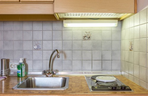 Tirolo Apartment | Apartment 'Adang Ferienwohnung Fernblick' with Mountain View, Shared Garden and Wi-Fi