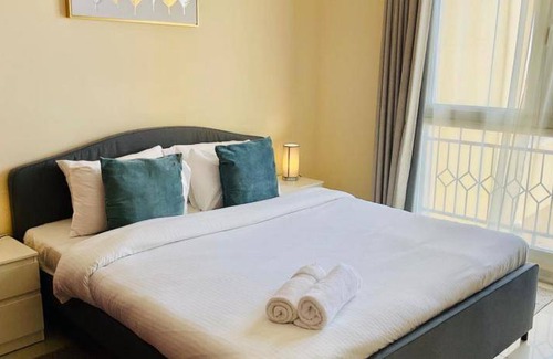 Al Hamra Village Apartment | Apartment ∙ 4 guests
