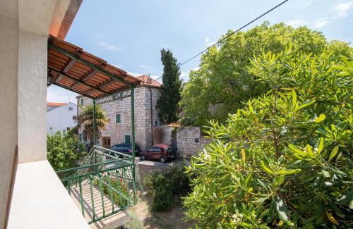 Supetar Apartment | Apartment Alana