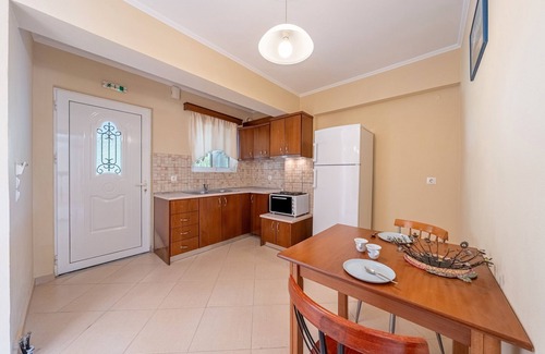 Parga Apartment | Apartment 'Alex Bar 22' with Sea View, Wi-Fi and Air Conditioning
