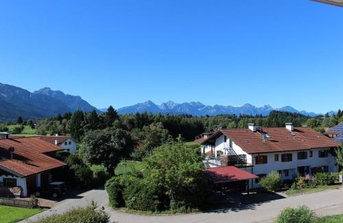 Berghof Apartment | Apartment Alpenblick 11, Halblech im Allgäu, Bergblick pur - NEUERÖFFNUNG!