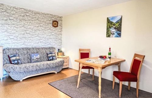 Uehlingen-Birkendorf Apartment | Apartment Alpenblick by Interhome