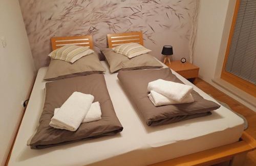 Hocko Pohorje Apartment | Apartment Alpina