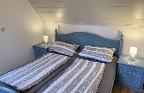 Neugarmssiel Apartment | Apartment Alter Bahnhof by Interhome
