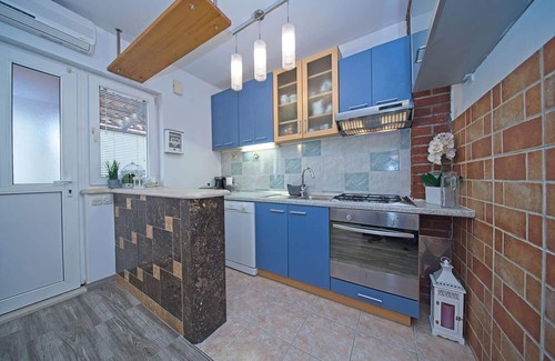 Splitska Apartment | Apartment Alva - Two Bedroom Apartment with Terrace